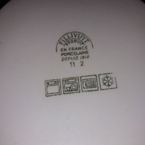 Two Pillivuyt French Porcelain Culinaire White Round Casseroles with Lids - Picture 12 of 14